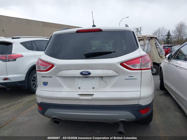 1FMCU0GX0EUD54620 Ford ESCAPE SE