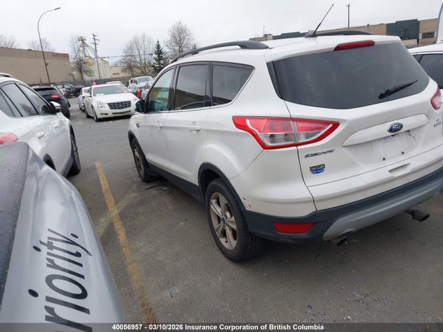 1FMCU0GX0EUD54620 Ford ESCAPE SE