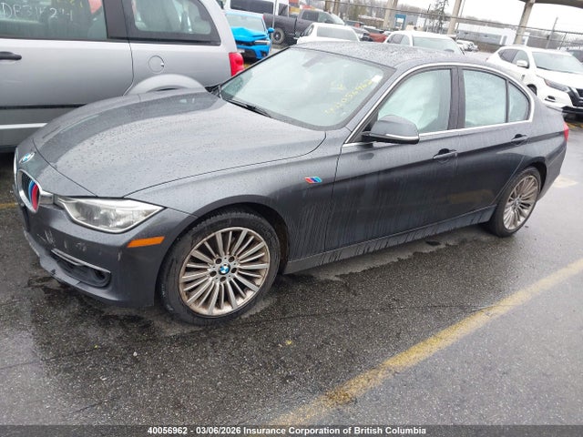 WBA3B3C55FJ983905 BMW 328I