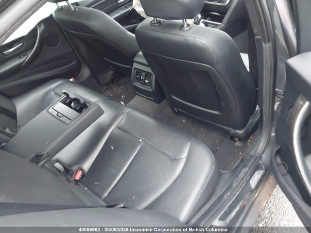 WBA3B3C55FJ983905 BMW 328I