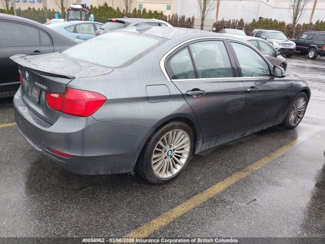 WBA3B3C55FJ983905 BMW 328I