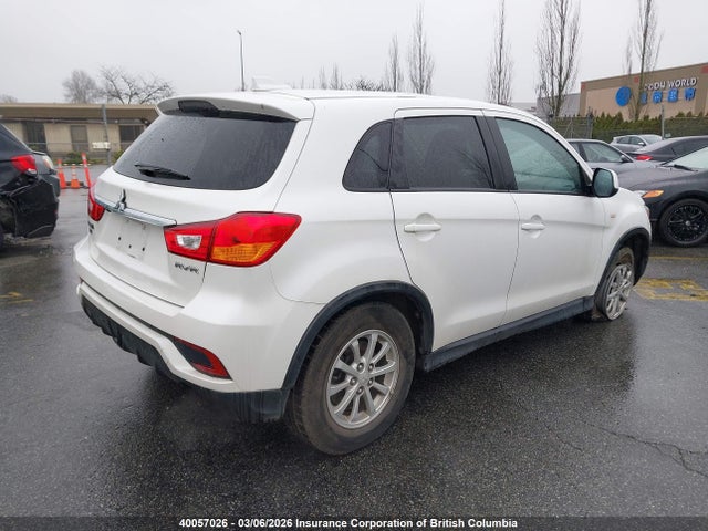 JA4AJ3AU2JU602679 Mitsubishi RVR