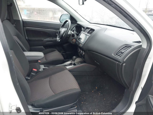 JA4AJ3AU2JU602679 Mitsubishi RVR