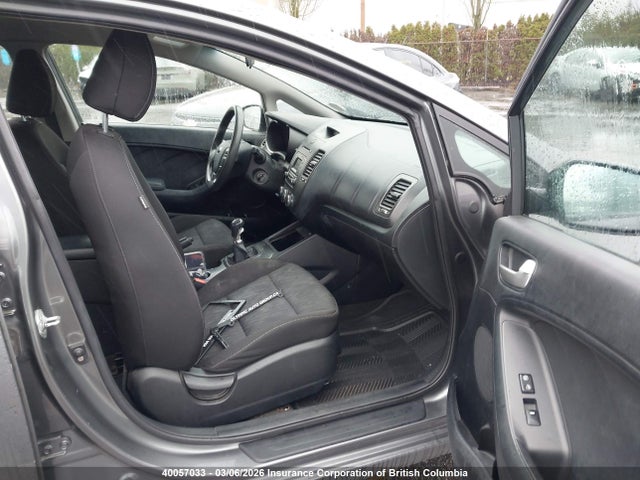 KNAFK4A69G5500098 KIA Forte