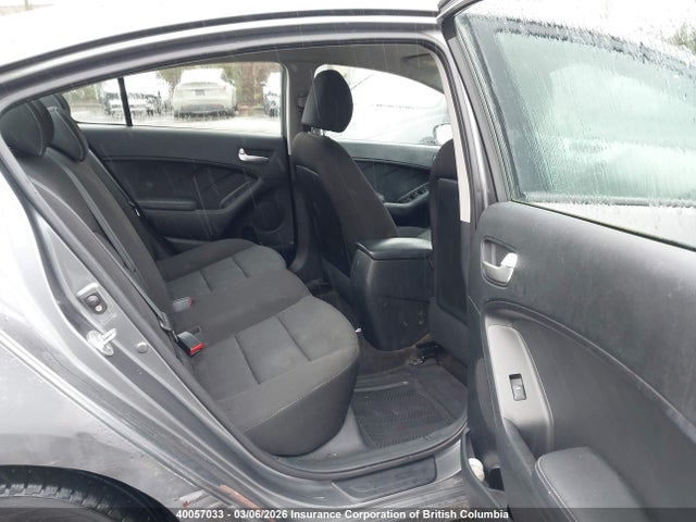 KNAFK4A69G5500098 KIA Forte