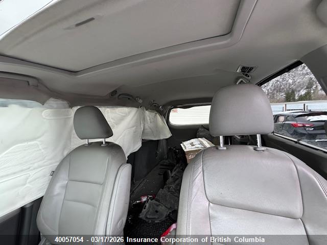 40057054 :رقم المزاد ، 5TDDK3DC0FS122946 vin ، 2015 Toyota Sienna Xle/limited مزاد بيع