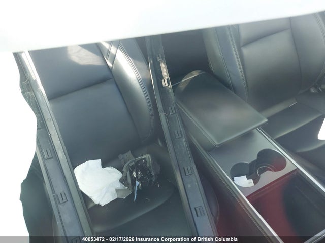 Tesla Model Y 2023 LRWYGDEE2PC009931 Image 5