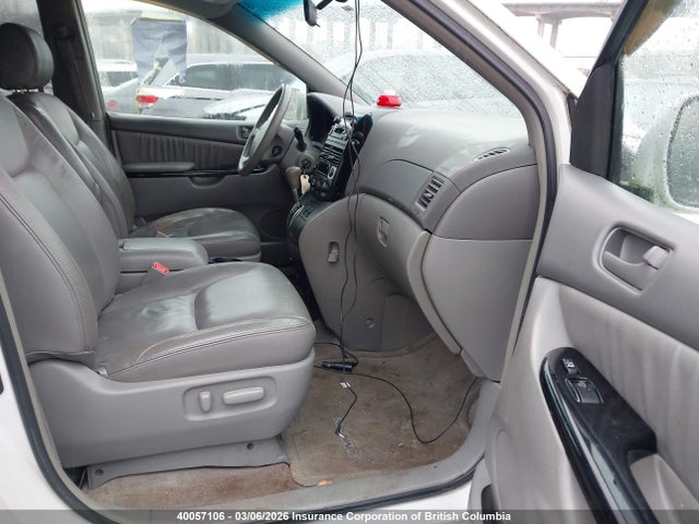 40057106 :رقم المزاد ، 5TDZA23C05S311373 vin ، 2005 Toyota Sienna Ce/le مزاد بيع