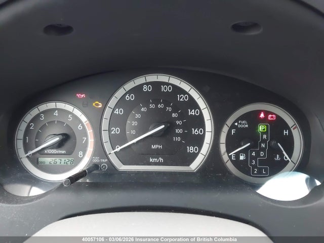 40057106 :رقم المزاد ، 5TDZA23C05S311373 vin ، 2005 Toyota Sienna Ce/le مزاد بيع