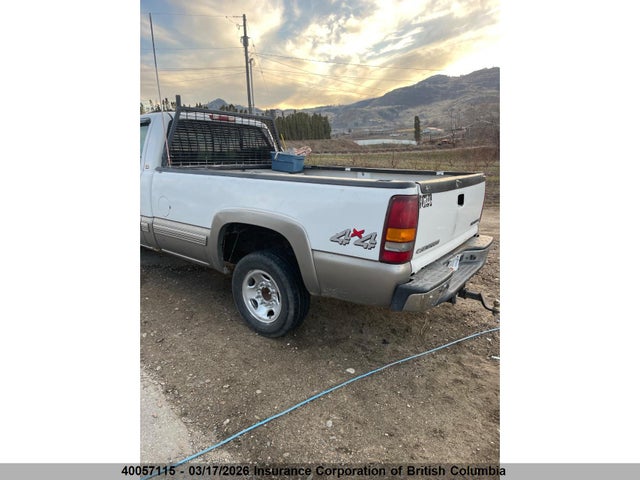 40057115 :رقم المزاد ، 1GCGK24UXYE351028 vin ، 2000 Chevrolet Silverado K2500 مزاد بيع