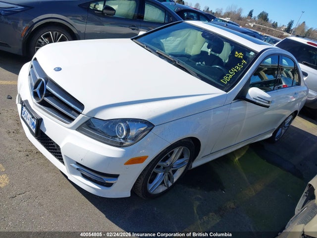 WDDGF8ABXEG166770 Mercedes-Benz C 300 4matic