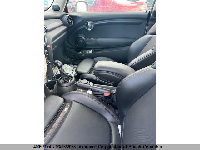 WMWXP5C3XH2F61674 Mini Cooper