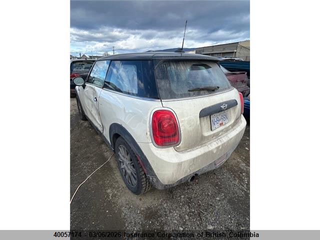 WMWXP5C3XH2F61674 Mini Cooper