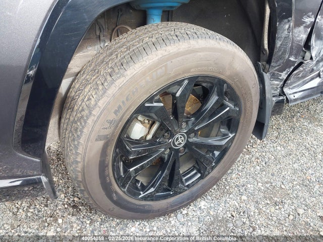 2T35WRFV3RW225663 Toyota RAV4 XSE