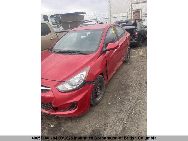 40057186 :رقم المزاد ، KMHCT4AE6DU526231 vin ، 2013 Hyundai Accent Gls/gs مزاد بيع