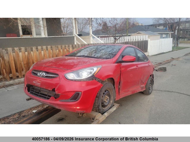 40057186 :رقم المزاد ، KMHCT4AE6DU526231 vin ، 2013 Hyundai Accent Gls/gs مزاد بيع
