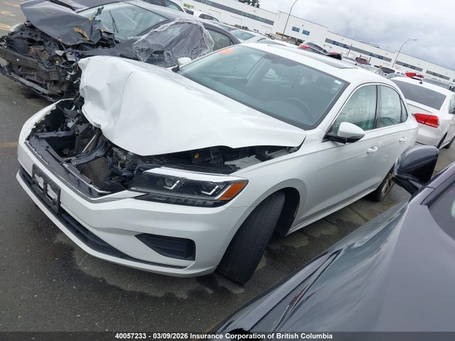 Volkswagen Passat Highline 2021 1VWBA7A30MC008222 Image 2