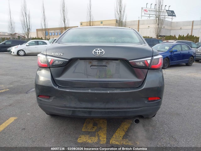 3MYDLBYV4GY125752 Toyota Yaris