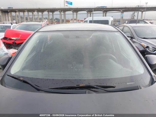 3MYDLBYV4GY125752 Toyota Yaris