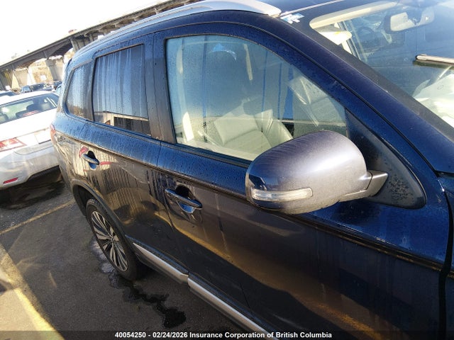 40054250 :رقم المزاد ، JA4AZ2A32KZ603880 vin ، 2019 Mitsubishi Outlander Es مزاد بيع