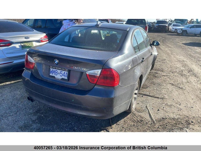 Продажа на аукционе авто 2008 Bmw 323i, vin: WBAVH13558KC99724, номер лота: 40057265