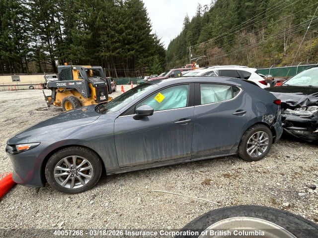 Aukcja sprzedaży 2023 Mazda 3 Preferred, vin: JM1BPBLM6P1618281, numer aukcji: 40057268
