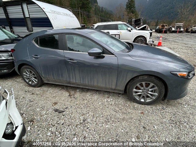 Aukcja sprzedaży 2023 Mazda 3 Preferred, vin: JM1BPBLM6P1618281, numer aukcji: 40057268