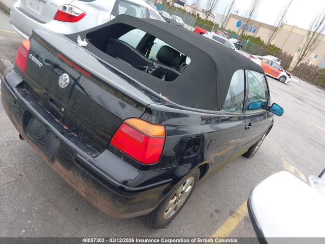 40057303 :رقم المزاد ، 3VWDC21V71M813524 vin ، 2001 Volkswagen Cabrio Glx مزاد بيع