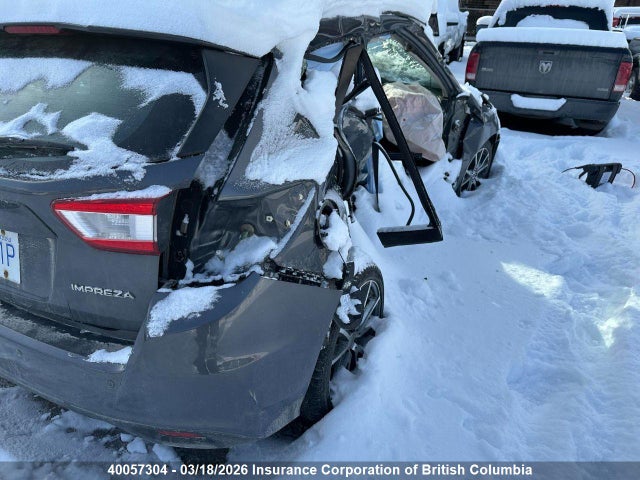 4S3GTAH63J3737231 Subaru Impreza Premium Plus