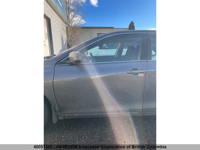 40057305 :رقم المزاد ، 4T1BD1FK5GU192784 vin ، 2016 Toyota Camry مزاد بيع