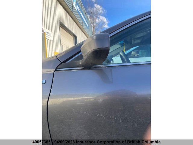 40057305 :رقم المزاد ، 4T1BD1FK5GU192784 vin ، 2016 Toyota Camry مزاد بيع