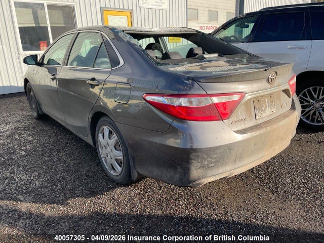 40057305 :رقم المزاد ، 4T1BD1FK5GU192784 vin ، 2016 Toyota Camry مزاد بيع