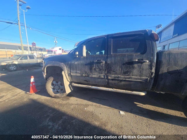 40057347 :رقم المزاد ، 1GT121C86BF138342 vin ، 2011 Gmc Sierra K2500 Slt مزاد بيع