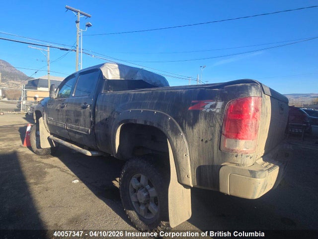 40057347 :رقم المزاد ، 1GT121C86BF138342 vin ، 2011 Gmc Sierra K2500 Slt مزاد بيع