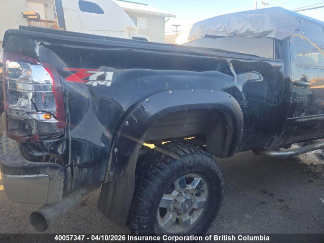 40057347 :رقم المزاد ، 1GT121C86BF138342 vin ، 2011 Gmc Sierra K2500 Slt مزاد بيع