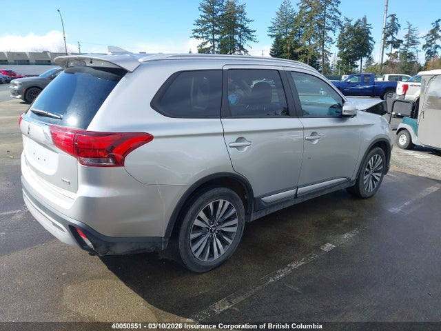 JA4AZ2A39LZ614277 Mitsubishi Outlander Es