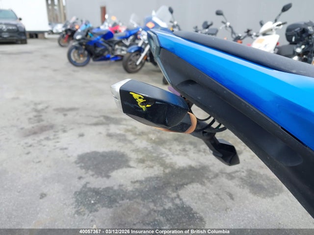 Kawasaki Zr800 B 2016 JKBZRCB15GDA13620 Image 23