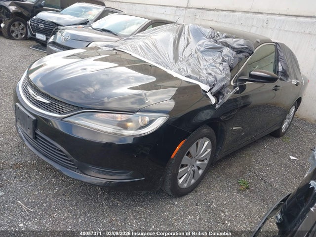Chrysler 200 2015 1C3CCCFB5FN510567 Image 2