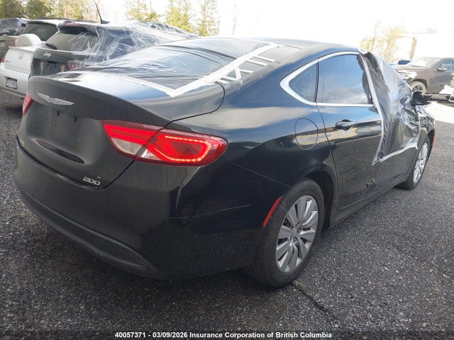 Chrysler 200 2015 1C3CCCFB5FN510567 Image 4