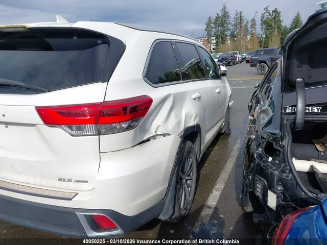 Toyota Highlander Se/xle 2017 5TDJZRFH7HS356899 Image 4