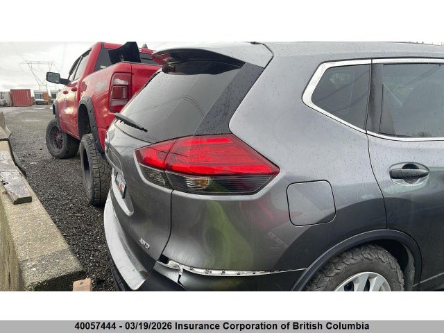 5N1AT2MV8HC769140 Nissan Rogue