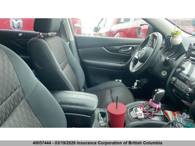 5N1AT2MV8HC769140 Nissan Rogue