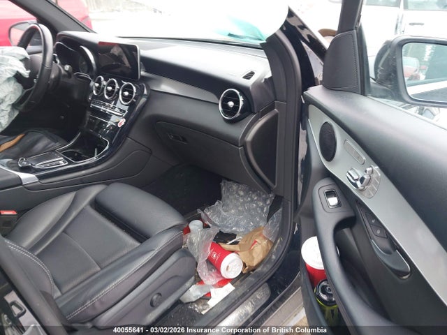 W1N0G8EB6NV361398 Mercedes-Benz Glc 300 4matic
