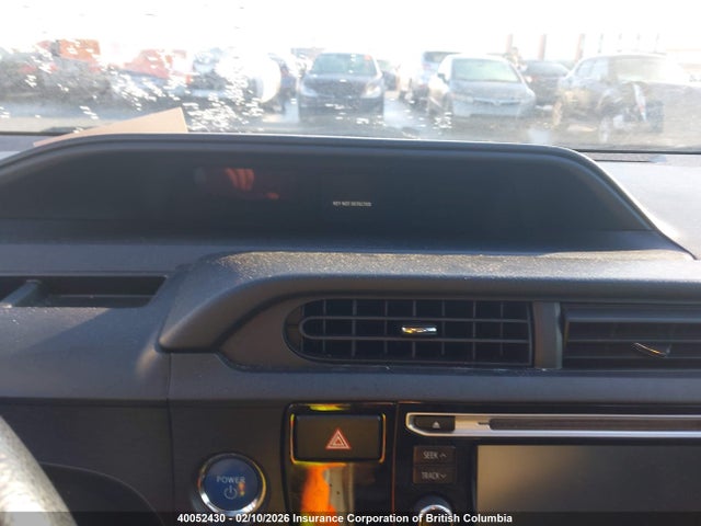 JTDKDTB33F1092598 Toyota PRIUS C