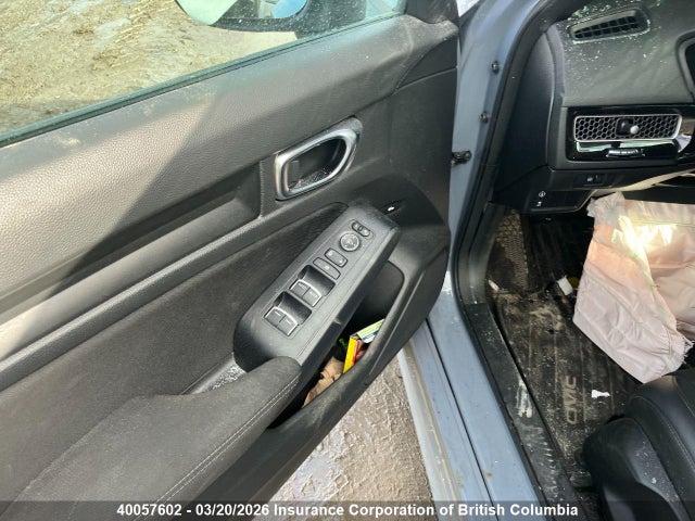 Продажа на аукционе авто 2022 Honda Civic, vin: 2HGFE2F56NH130945, номер лота: 40057602