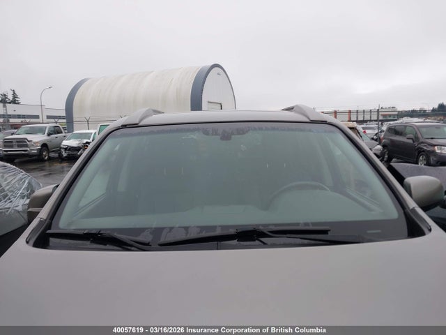 2011 Hyundai Santa Fe Se მანქანა იყიდება აუქციონზე, vin: 5XYZHDAG3BG037785, აუქციონის ნომერი: 40057619