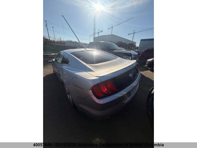 40057649 :رقم المزاد ، 1FA6P8TH6K5162863 vin ، 2019 Ford Mustang مزاد بيع