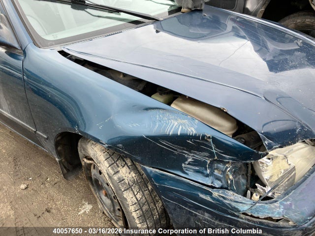 40057650 :رقم المزاد ، 2T1BR12E8XC772436 vin ، 1999 Toyota Corolla Ve/ce/le مزاد بيع