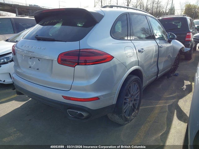 WP1AA2A21HKA89136 Porsche Cayenne