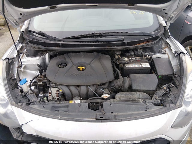 2013 Hyundai Elantra Gt მანქანა იყიდება აუქციონზე, vin: KMHD35LE3DU120544, აუქციონის ნომერი: 40052714